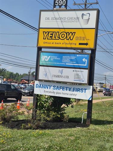 Gallery Image Photo_1_Street_Sign_Post.jpg