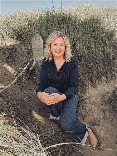 Gallery Image trish-macleod-founder-fare-well-co.jpg
