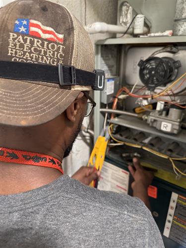 Gallery Image Furnce._Heater._Fall_Maintenance._tune_up.JPG