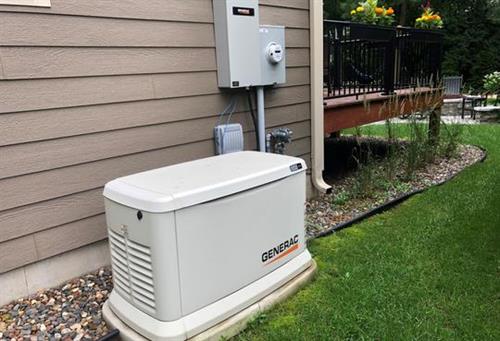 Gallery Image Generac._generator._whole_home_generator._ats._transfer_switch.jpg