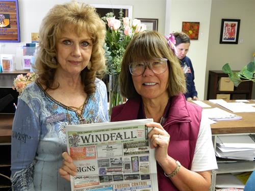 Gallery Image Arlene_and_Susie_Davies_and_MORE_Windfall.jpg