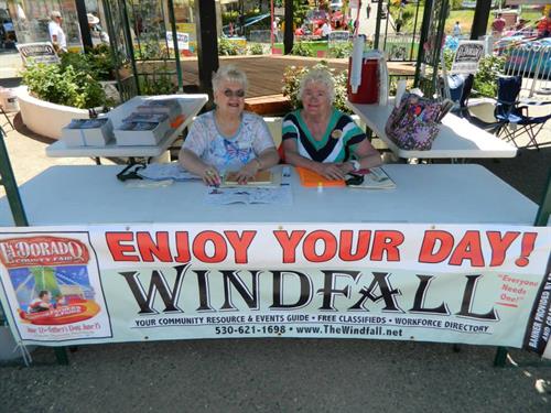 Gallery Image windfall_ladies_at_info_booth_fair.jpg
