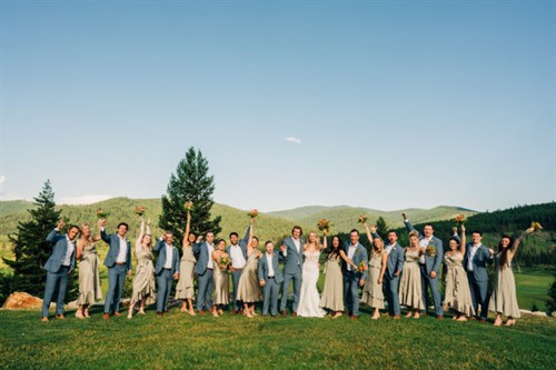 Gallery Image bright-wildflower-wedding-ranch-wedding-whitefish-montana-www.bigdaycelebrations.com-kelly-kirksey-photography00133-768x512.jpg