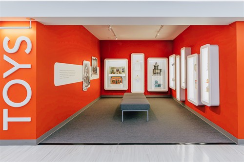 Gallery Image National_Museum_of_Toys_and_Miniatures_-_Exhibitions--12.jpg