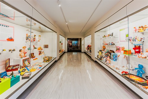 Gallery Image National_Museum_of_Toys_and_Miniatures_-_Exhibitions--13.jpg