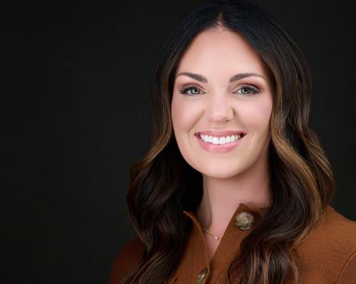 Gallery Image NinaPomeroyPhoto-Spence_Karli-19824-crop.jpg