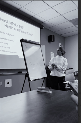 Teaching a parenting class about raising resilient, healthy, happy kids through PUSD