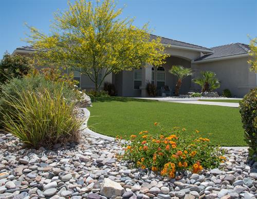 Gallery Image Bernie's_Landscaping_synthetic_turf.jpg