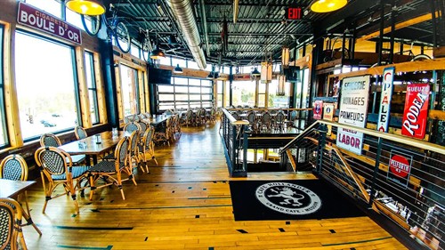 Gallery Image hollander-mequon-d-abbaye-loft-4(1).jpg