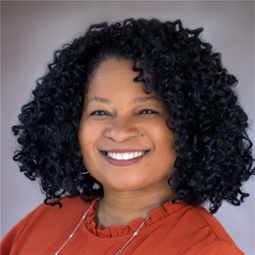 Gallery Image Rochelle_Pro_Photo_2023.jpg