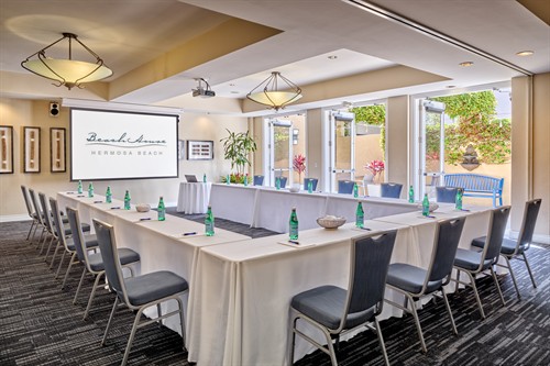 Pacific Room U Shape Seating