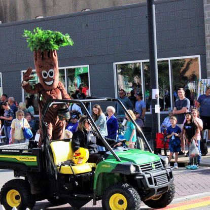 2023 Festival - Herb Kohler Memorial Parade