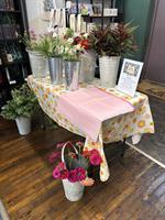 Books & Blooms: The Rustic Petal Flower Bar @ Dog-Eared Pages