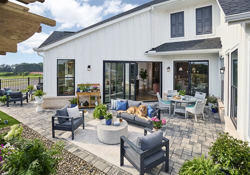 Indoor/Outdoor Living Indoor/Outdoor Living