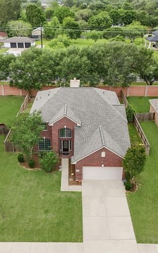 Gallery Image Pearland_Texas_Roof.jpg Gallery Image Pearland_Texas_Roof.jpg