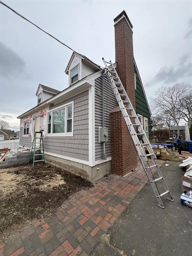 Granite Gray Cedar Impression and Lap siding with Super Corners and lower PVC boarder - Old Saybrook