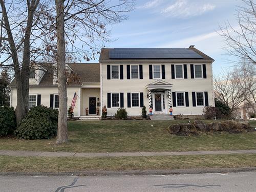 Home in Pawcatuck CT. choosing Suntastic Solutions!
