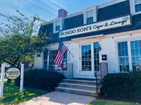 Bongo Ron's Cigar & Lounge