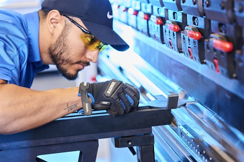 Press Brake (Bending of Metal)