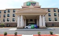 Holiday Inn Express & Suites *