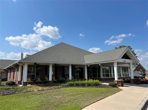 Gallery Image MV_winter_porch.png