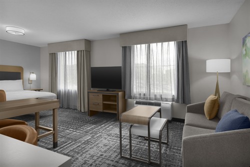 Gallery Image King_Studio_Room.jpg