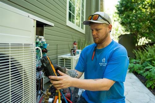 Gallery Image Contractor_Photoshoot_(9).jpg