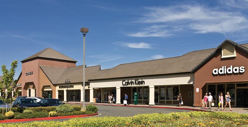 Vacaville Premium Outlets | Shopping 