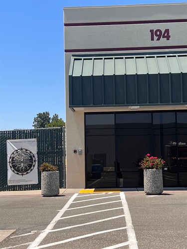 Gallery Image 194_side_picture.jpg