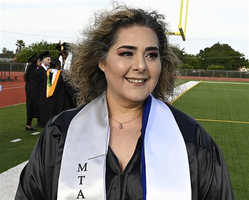 Gallery Image Adult_Ed_Graduation-075-mshoney.jpg