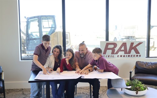 Gallery Image Chamber_image_Family.jpg