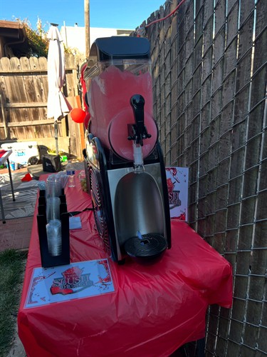 Birthday Party with Single Tank and Customer Provided Table Top Set Up 