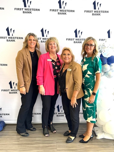 Gallery Image Dawn_Brenda_Karen_Christie.jpg