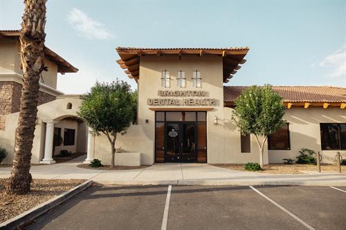 Gallery Image LBEE6169.jpg