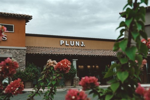 PLUNJ CHANDLER.    Credit for photo goes to @slatemediacreative and @hannahlorsch