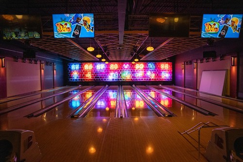Gallery Image Vip_Bowling.jpg