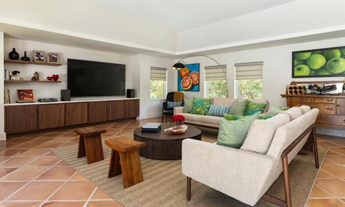 Pincrest Organic Modern Living Space