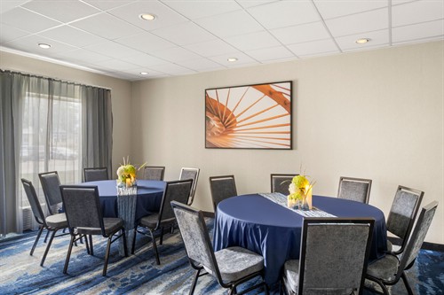 The Sandhill Room - Banquet Set