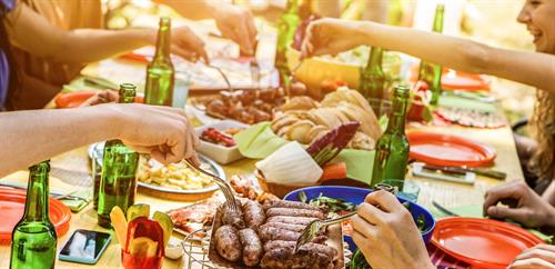 Gallery Image EA_Outdoor_Picnic_or_BBQ.jpg Gallery Image EA_Outdoor_Picnic_or_BBQ.jpg