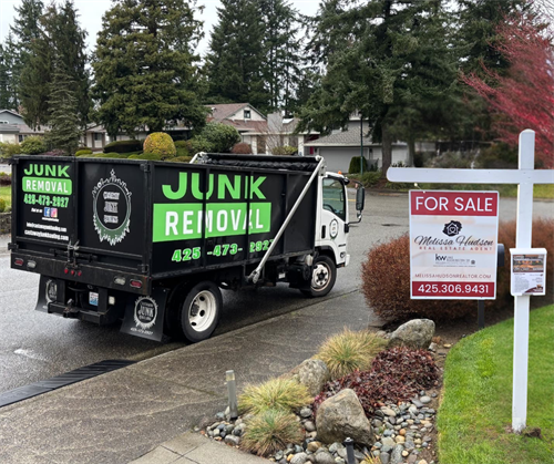 We love partnering with local service businesses like Castaway Junk Hauling