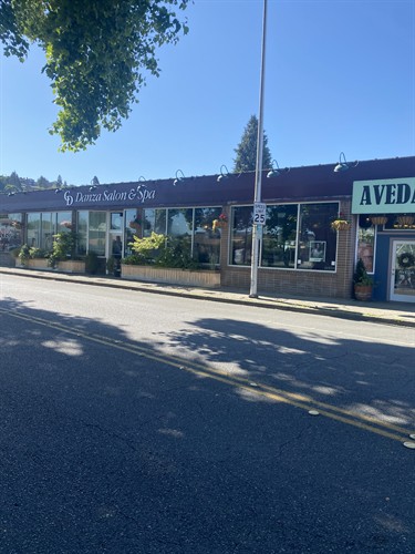 Gallery Image IMG_6751.jpeg