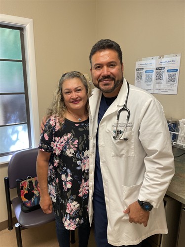 Gallery Image Patient_w_Doc.jpg