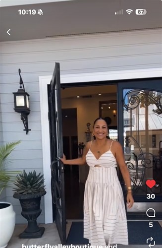 Gallery Image IMG_2733_2.jpg