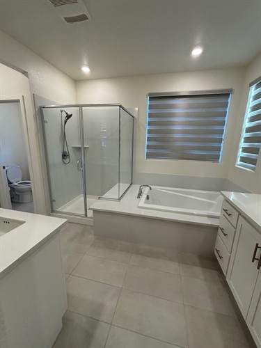 Gallery Image 1770445348_E49C36E06A104F54A312936068EBE427_(1).jpg