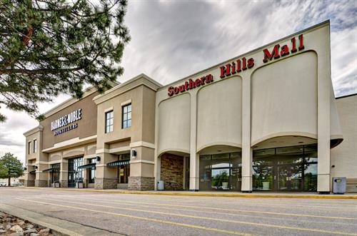 Gallery Image North_Mall_Entrance_1.JPG