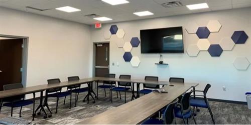 Gallery Image Conference_Room.JPG