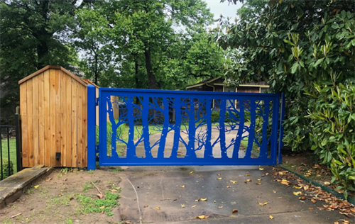 Custom Gate