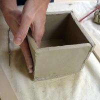MAG : Clay - Hand Building