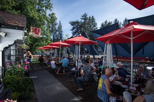 MacDuff's Patio