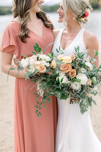 Iowa lake weddings with Lavender Blue Floral bouquets Iowa lake weddings with Lavender Blue Floral bouquets